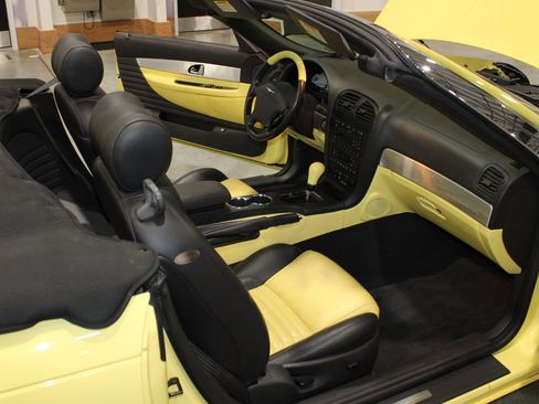 Used 2002 Ford Thunderbird RWD image 7