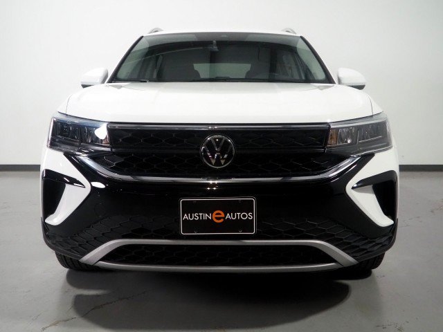 Used 2024 Volkswagen Taos SE FWD image 40