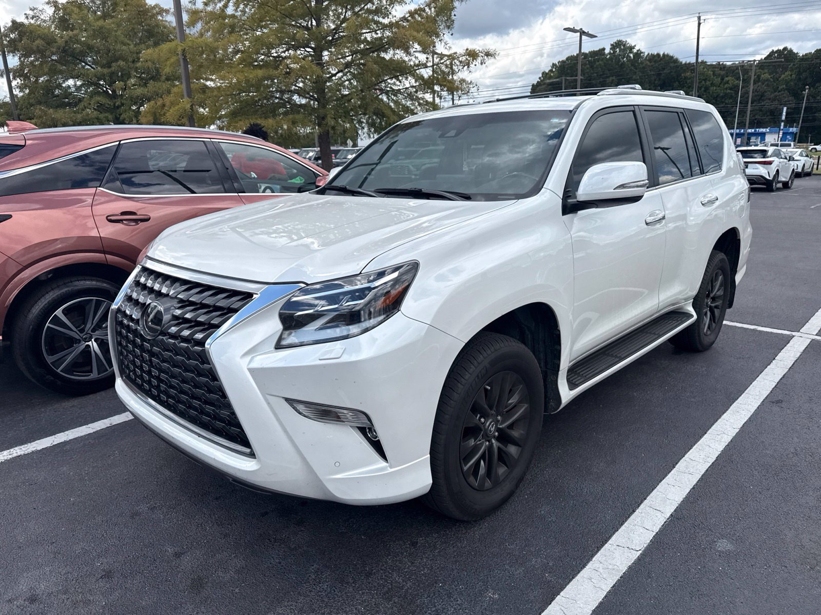 Used 2023 Lexus GX 460 Premium AWD/4WD image 3