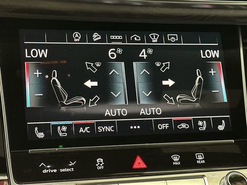 Used 2021 Audi Q8 Prestige image 19