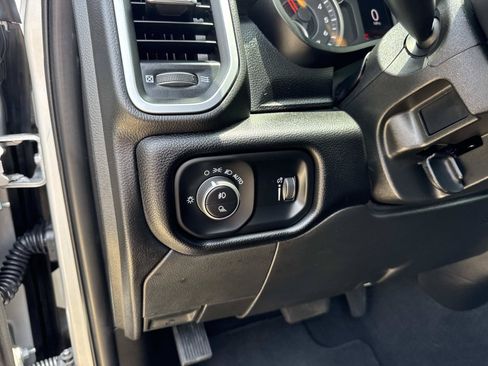 Used 2026 RAM 2500 Big Horn AWD/4WD image 20