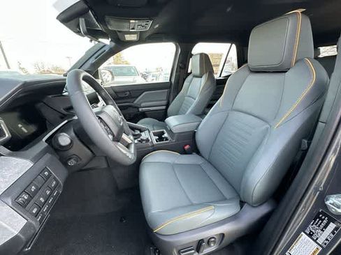 Used 2026 Toyota 4Runner Trailhunter AWD/4WD image 16