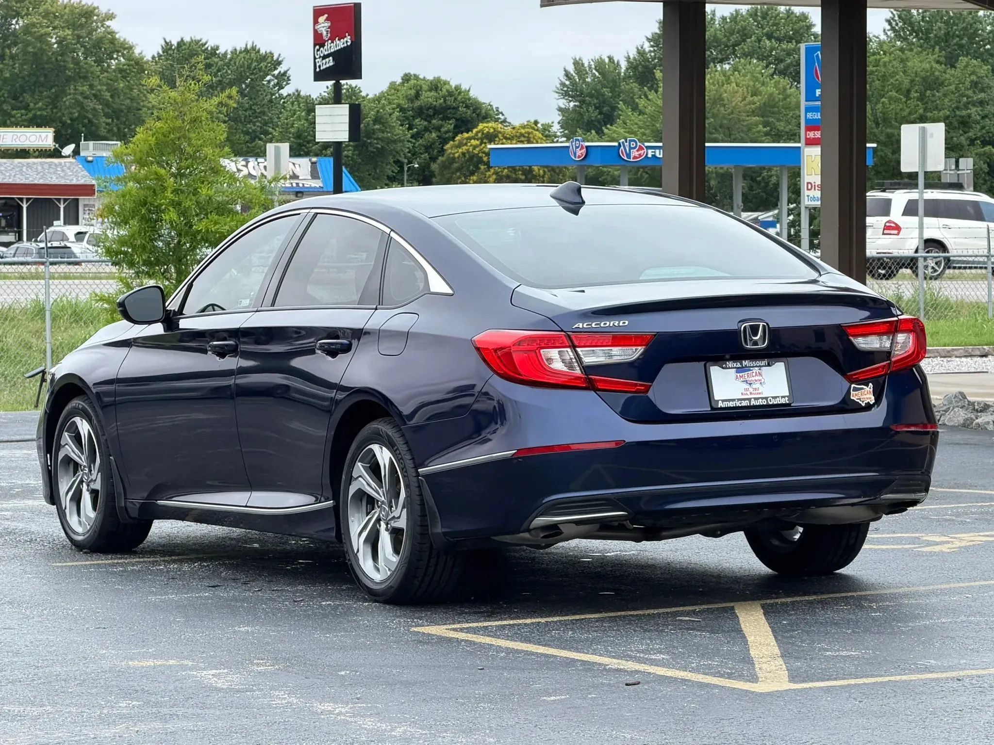 Used 2018 Honda Accord EX-L image 8
