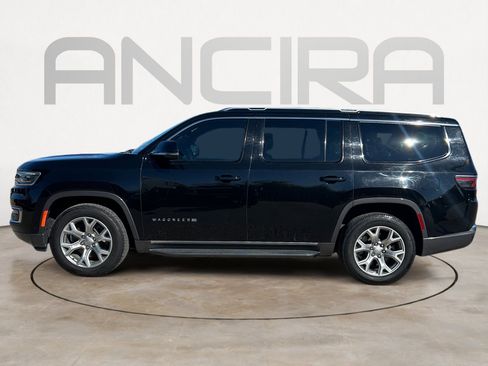 Used 2022 Jeep Wagoneer Series II image 7