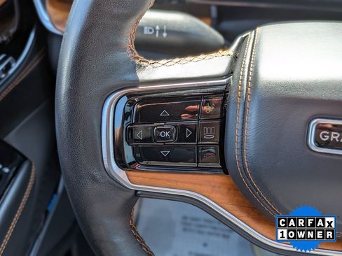 Used 2024 Jeep Grand Wagoneer L Series III AWD/4WD image 33