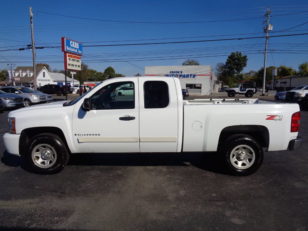 Used 2008 Chevrolet Silverado 1500 LT w/ Power Pack Plus AWD/4WD image 1