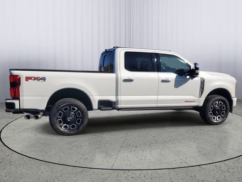 Used 2024 Ford F350 Platinum image 3