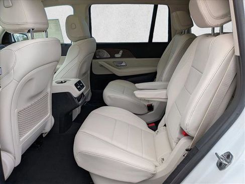 New 2026 Mercedes-Benz GLS 450 4MATIC image 18
