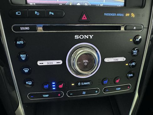 Used 2016 Ford Explorer Platinum AWD/4WD image 52