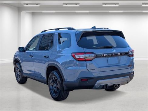 New 2026 Honda Pilot TrailSport image 5