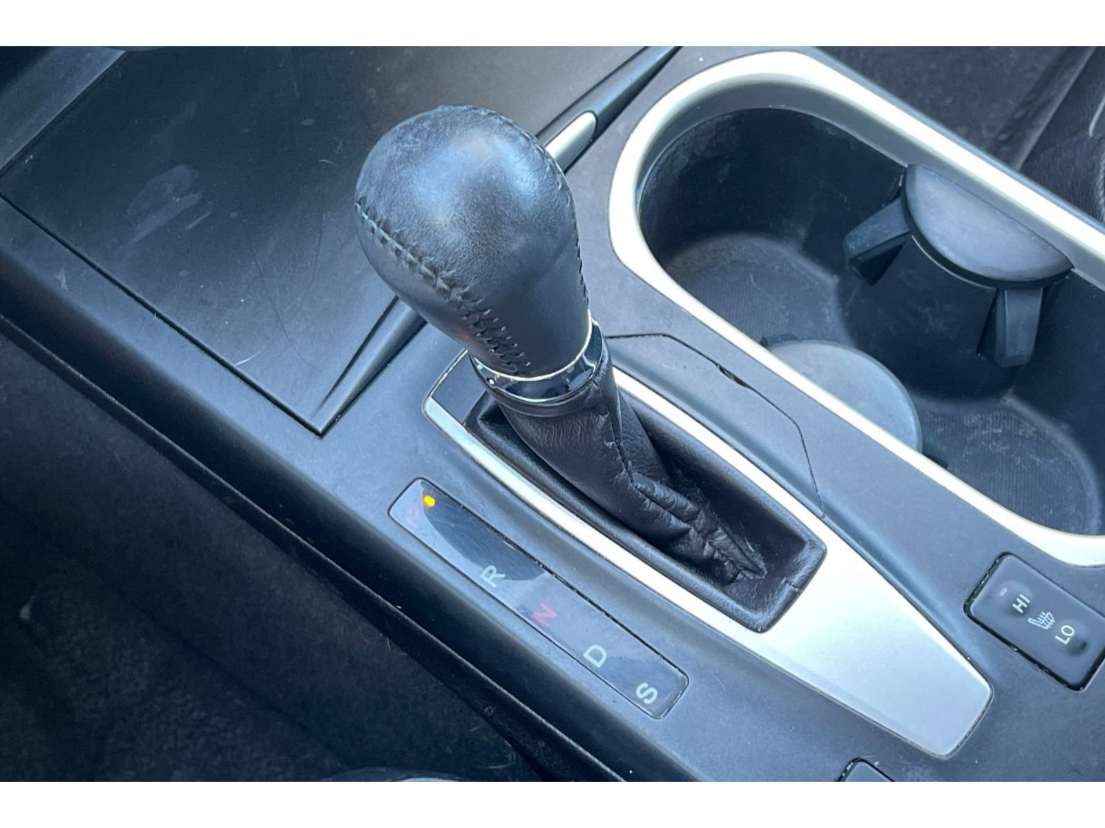 Used 2017 Acura RDX w/ AcuraWatch Plus Package FWD image 34