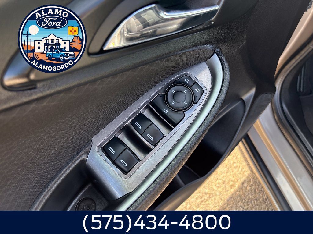 Used 2024 Chevrolet Malibu LS FWD image 21