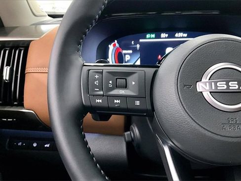 New 2025 Nissan Pathfinder Platinum w/ Lighting Package (N93) image 20