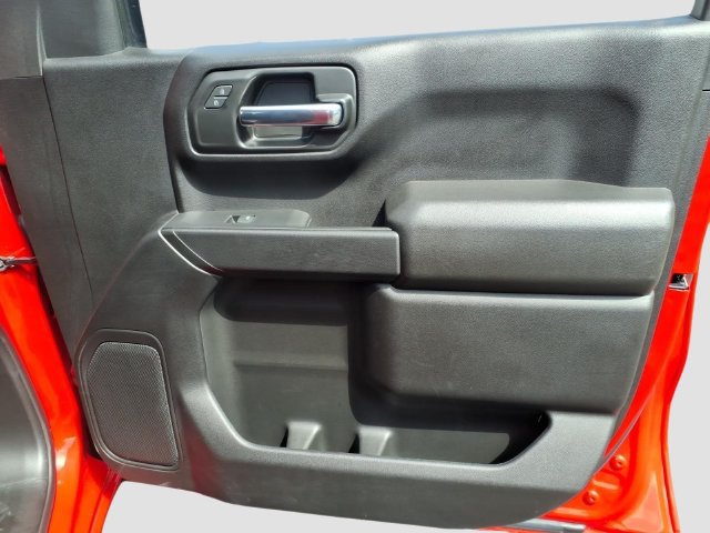 Used 2024 Chevrolet Silverado 1500 Custom w/ Dark Appearance Package AWD/4WD image 18