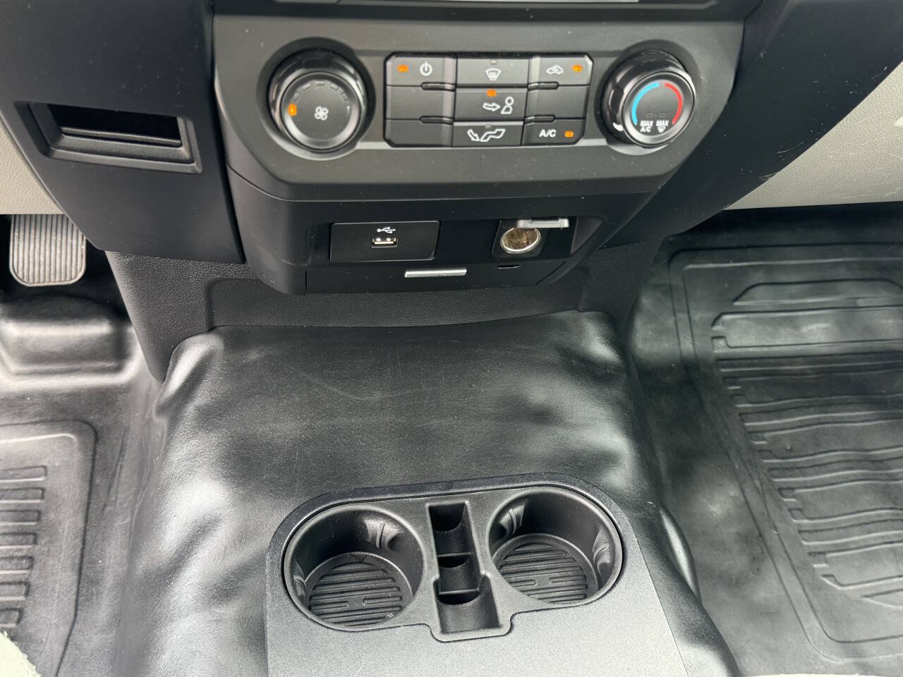 Used 2016 Ford F150 XL w/ Equipment Group 101A Mid RWD image 23