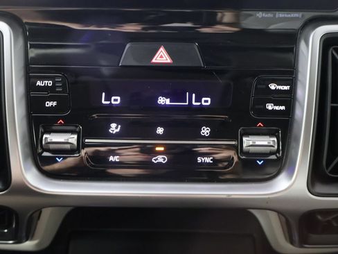 Used 2023 Kia Sorento EX w/ Panoramic Sunroof Package FWD image 51