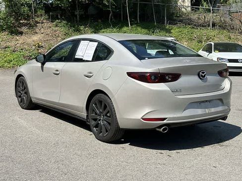 Used 2024 MAZDA MAZDA3 s FWD image 21