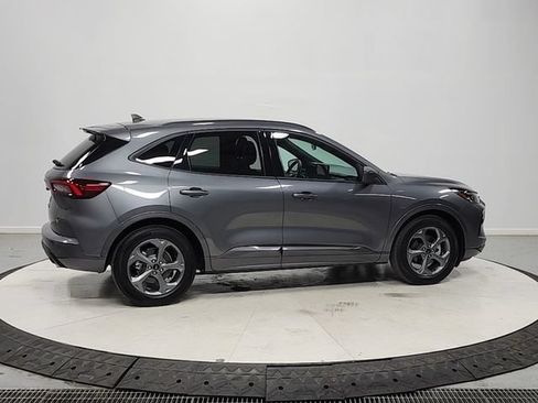 Used 2024 Ford Escape ST-Line w/ Tech Pack #1 FWD image 8