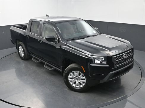 Used 2023 Nissan Frontier SV w/ Technology Package image 30