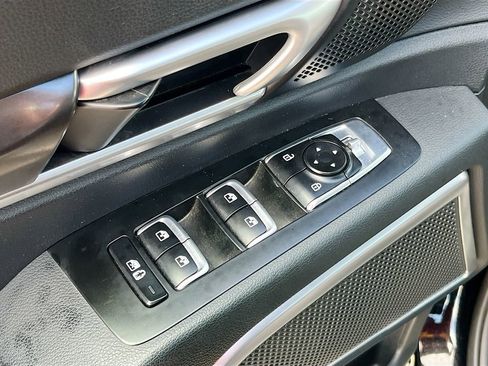 Used 2025 Kia Telluride S AWD/4WD image 18