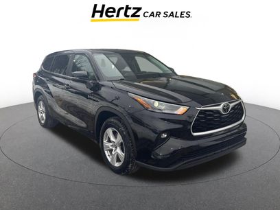 Used 2025 Toyota Highlander LE