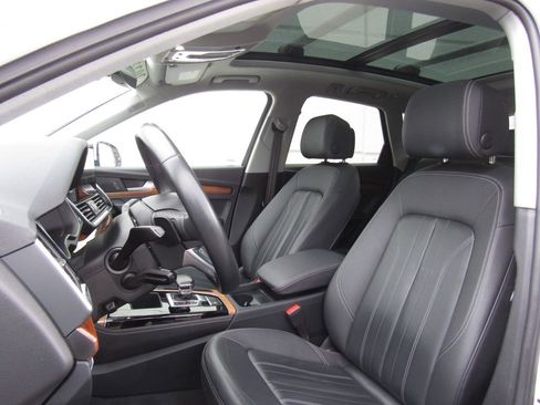 Used 2023 Audi Q5 2.0T Premium Plus image 12