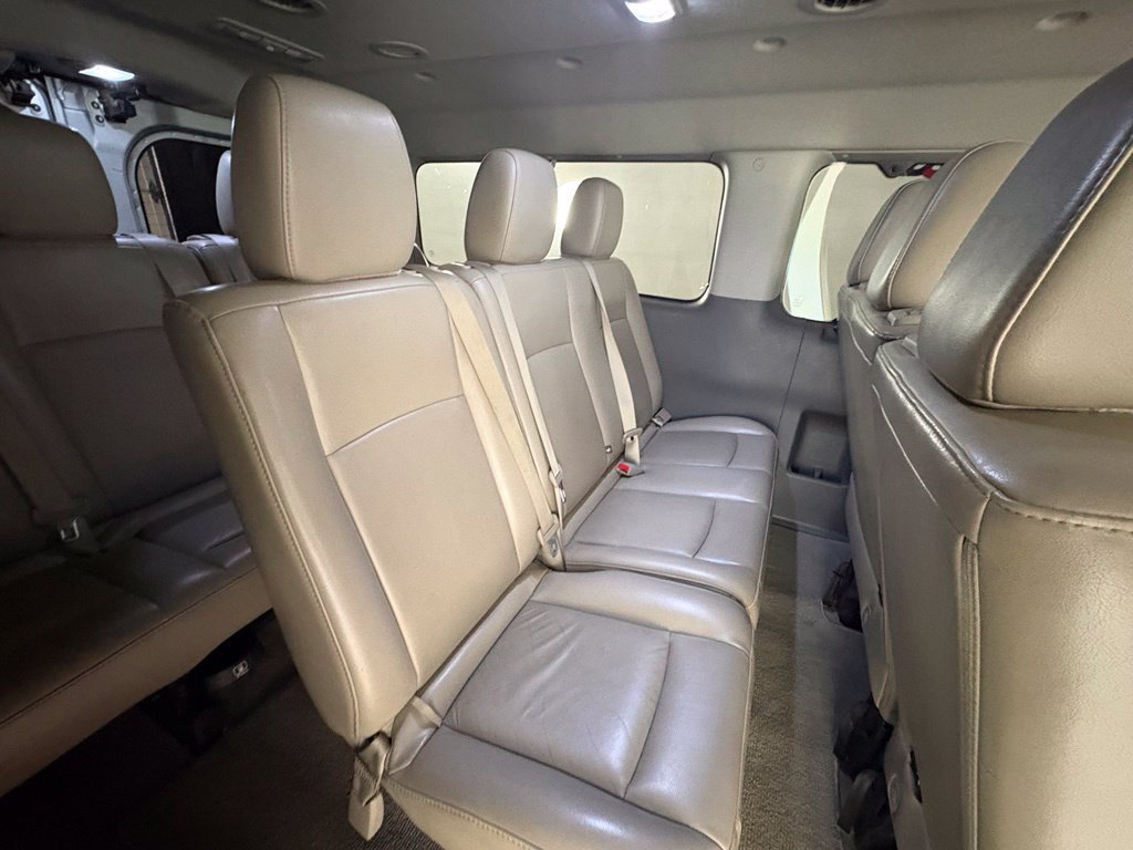 Used 2018 Nissan NV 3500 SL RWD image 46