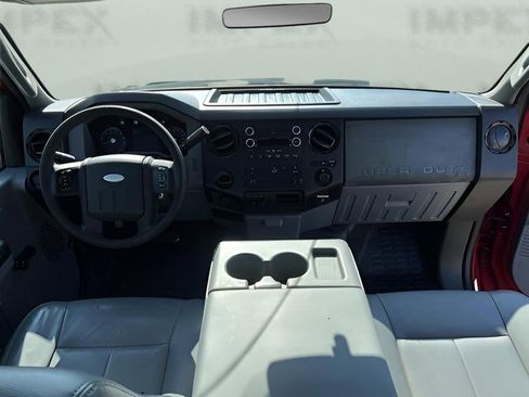 Used 2011 Ford F250 XL w/ XL Value Pkg image 25