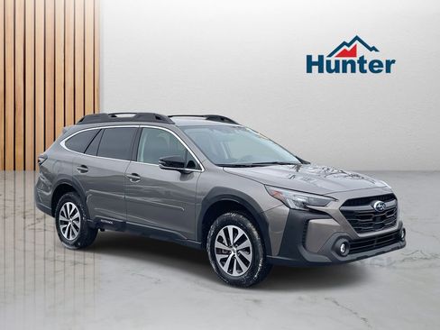 Certified 2023 Subaru Outback Premium image 1