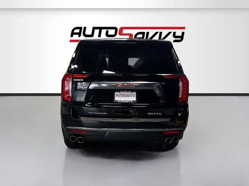 Used 2024 GMC Yukon XL AT4 w/ Technology Package AWD/4WD image 6