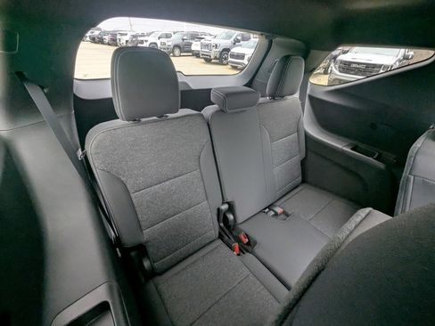 New 2026 Chevrolet Traverse LT image 15