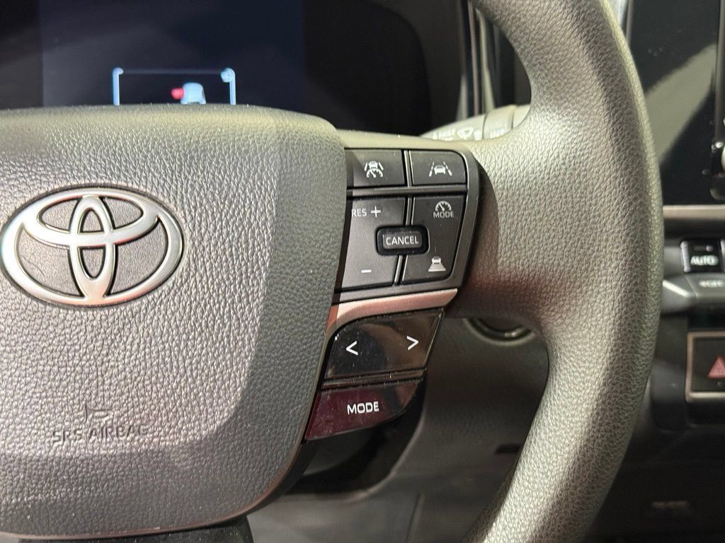 Used 2026 Toyota Camry LE FWD image 23