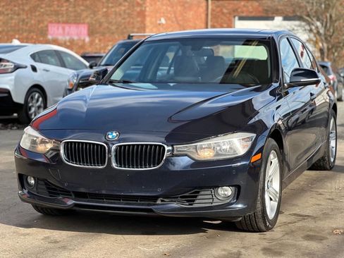 Used 2015 BMW 328i xDrive Sedan w/ Premium Package image 3