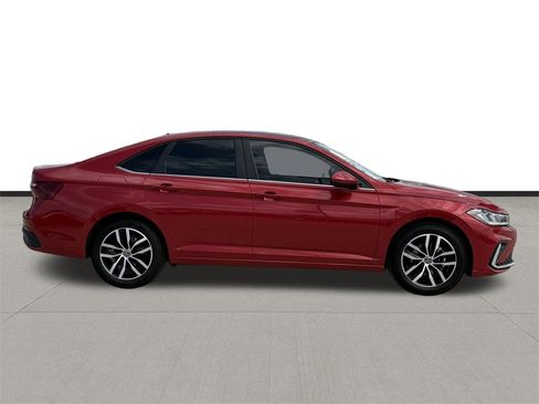 New 2026 Volkswagen Jetta SE image 4