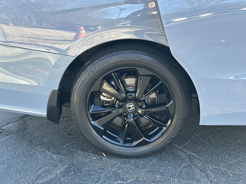 Used 2023 Honda Odyssey Sport image 19