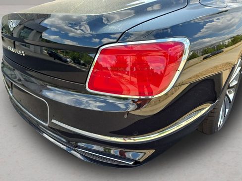 New 2025 Bentley Flying Spur Plug-In Hybrid image 11