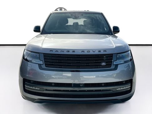 Used 2025 Land Rover Range Rover Long Wheelbase SE AWD/4WD image 2