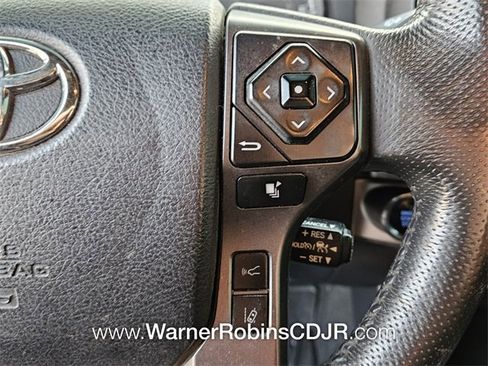 Used 2019 Toyota Tacoma TRD Off-Road image 27