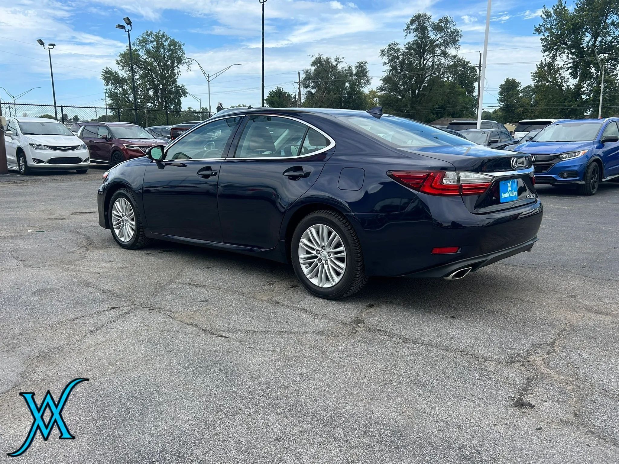 Used 2017 Lexus ES 350 w/ Accessory Package 2 FWD image 5