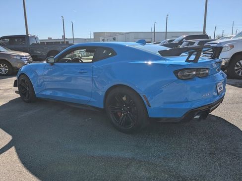 Used 2022 Chevrolet Camaro ZL1 image 7