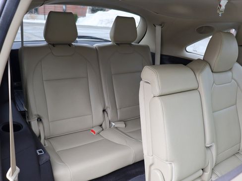 Used 2017 Acura MDX V6 SH-AWD with Technology Pack image 16