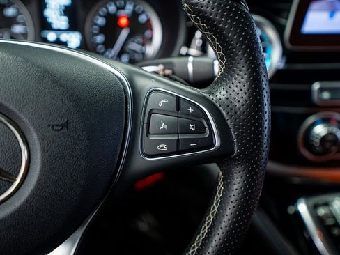 Used 2021 Mercedes-Benz Metris Passenger image 46