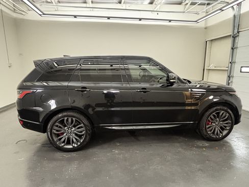 Used 2018 Land Rover Range Rover Sport Supercharged AWD/4WD image 10