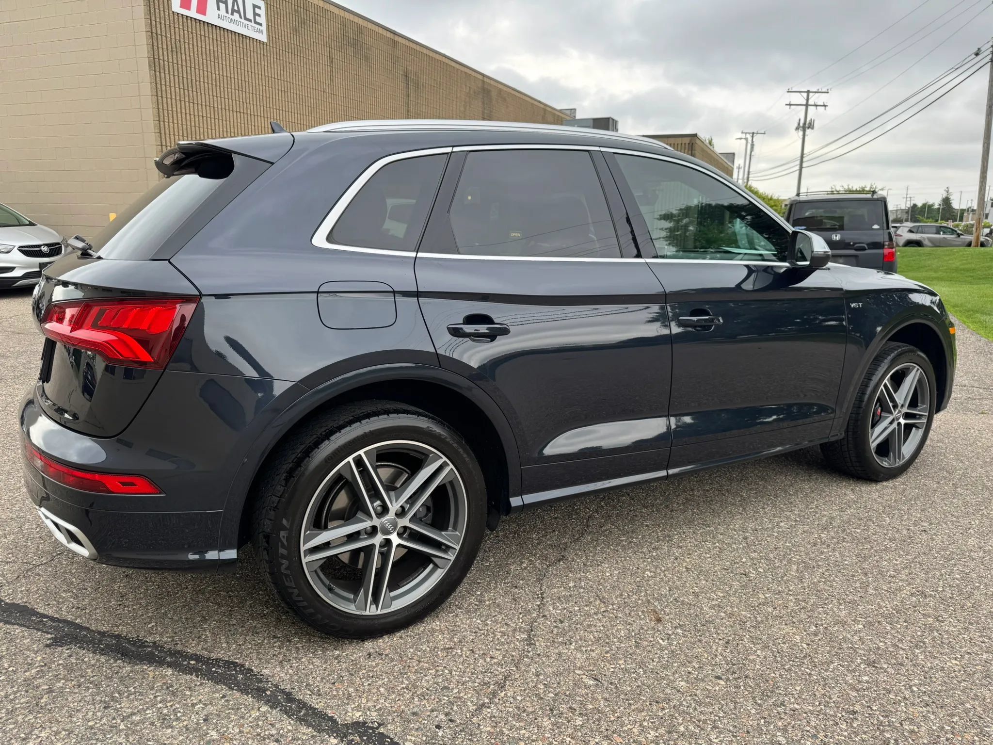 Used 2018 Audi SQ5 Premium Plus AWD/4WD image 10