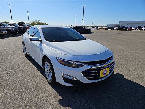 Used 2023 Chevrolet Malibu LT w/ Driver Confidence Package image 7