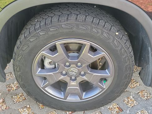 Certified 2024 Honda Passport TrailSport image 9