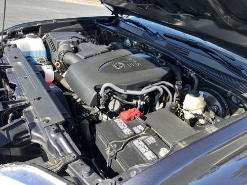 Used 2023 Toyota Tacoma SR5 image 34