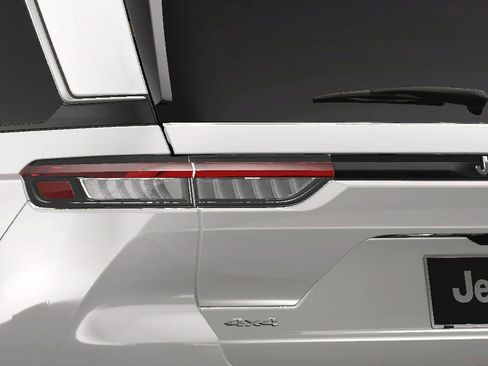 New 2025 Jeep Grand Cherokee Laredo X image 6