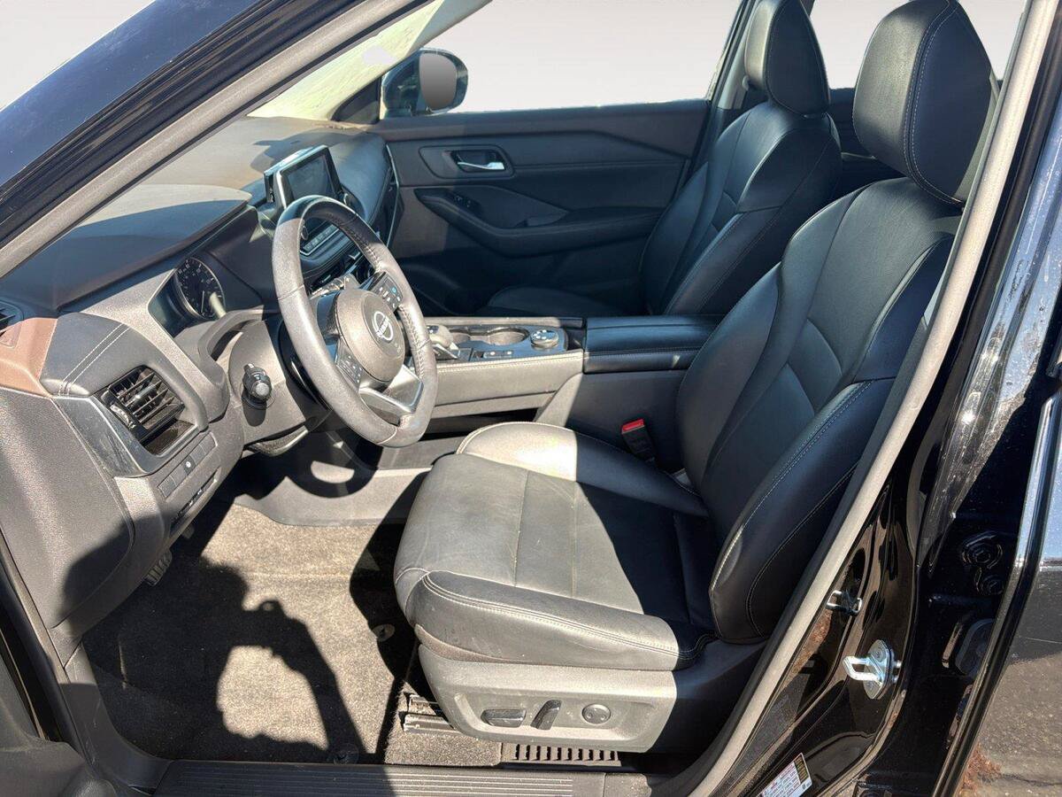 Used 2023 Nissan Rogue SL AWD/4WD image 9