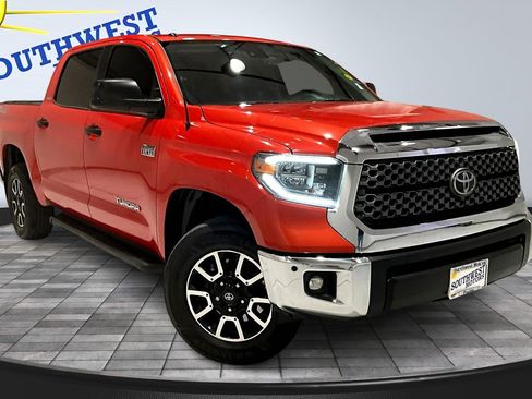 Used 2018 Toyota Tundra SR5 image 3